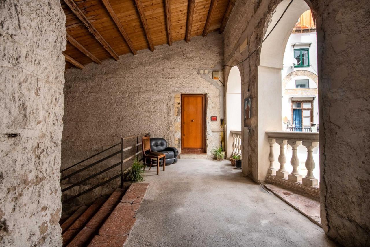 Vittorio Emanuele Apartment With Terrace By Wonderful Italy ปาแลร์โม ภายนอก รูปภาพ